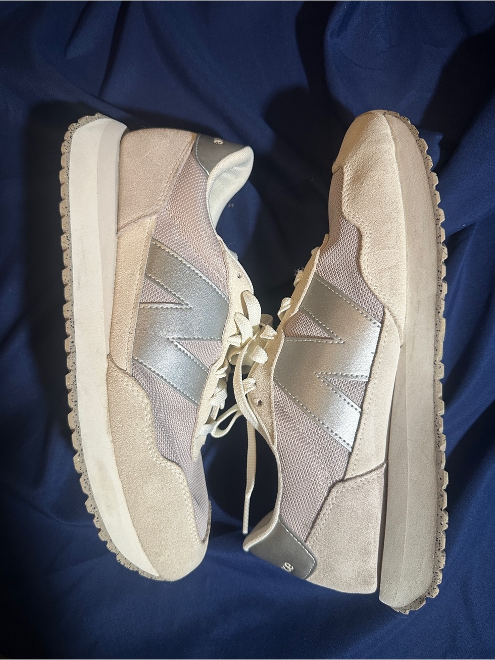 New Balance Unisex Sneakers